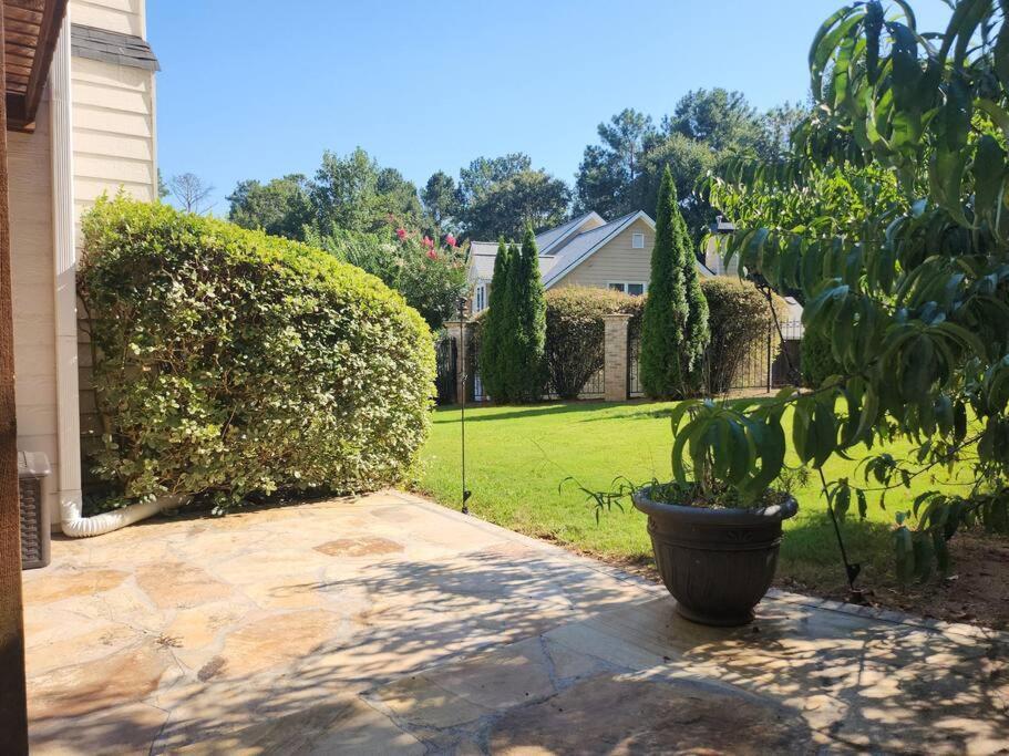 Villa 2,298Sqft-King Bed-Bbq-Gbps-W/D Snellville Exterior foto